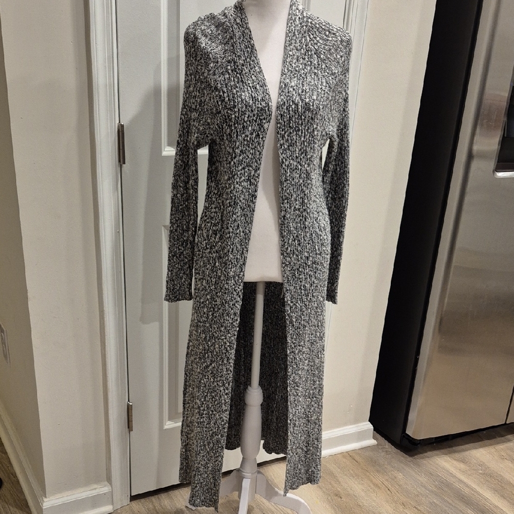 Torrid Gray and White Knit Cardigan